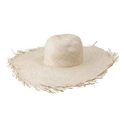chapeau en feuille de palmier