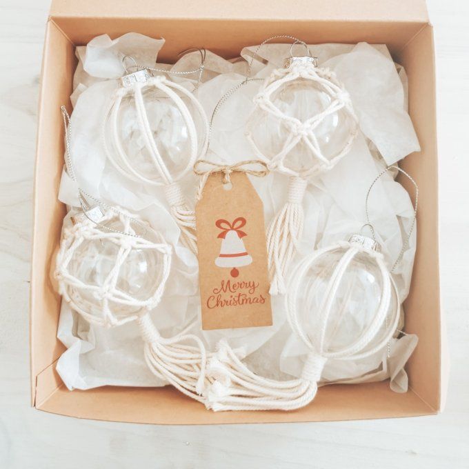 Coffret boules de Noël en Macramé + cadeau surprise
