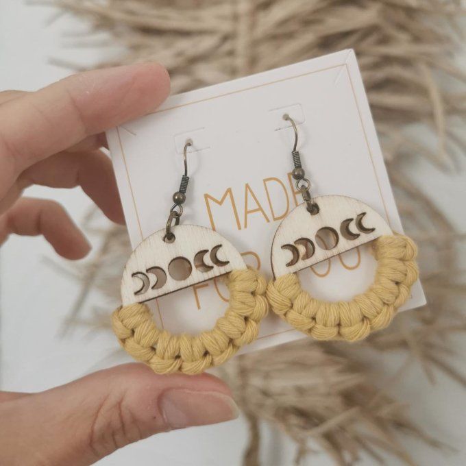 Boucle d'oreilles en macramé