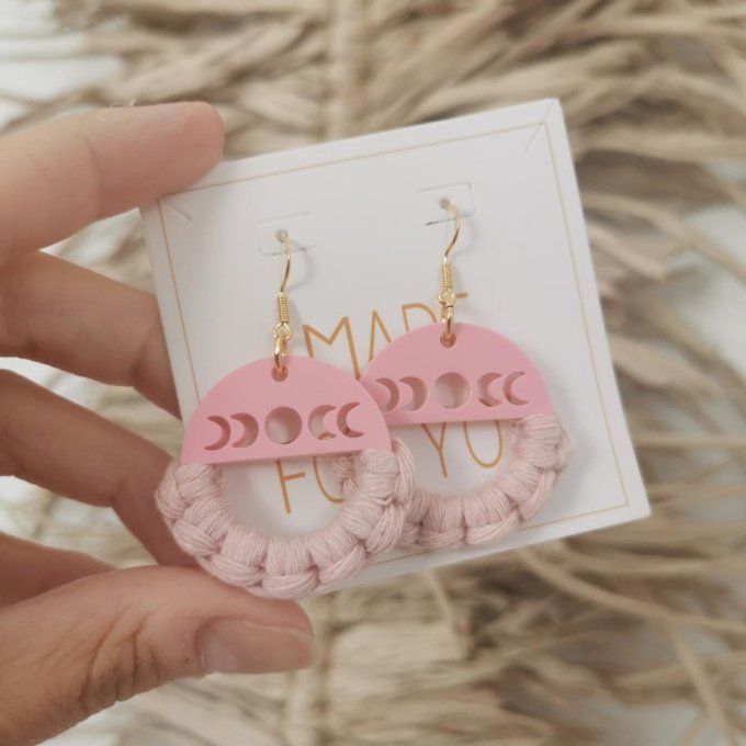 Boucle d'oreilles en macramé