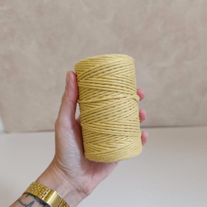 lot de 5 cordes de coton peigné Bobbiny 1.5mm (légèrement utilisées)